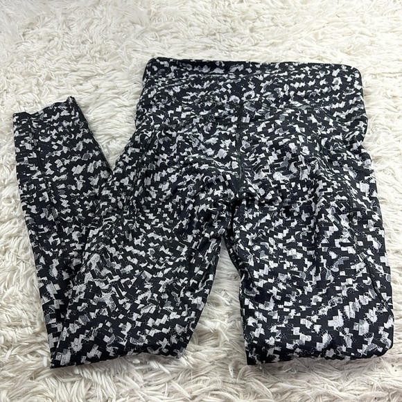 Lululemon Fast and Free Tight 25" *Non-Reflective Nulux Pace Lace Graphite Grey - Picture 4 of 7